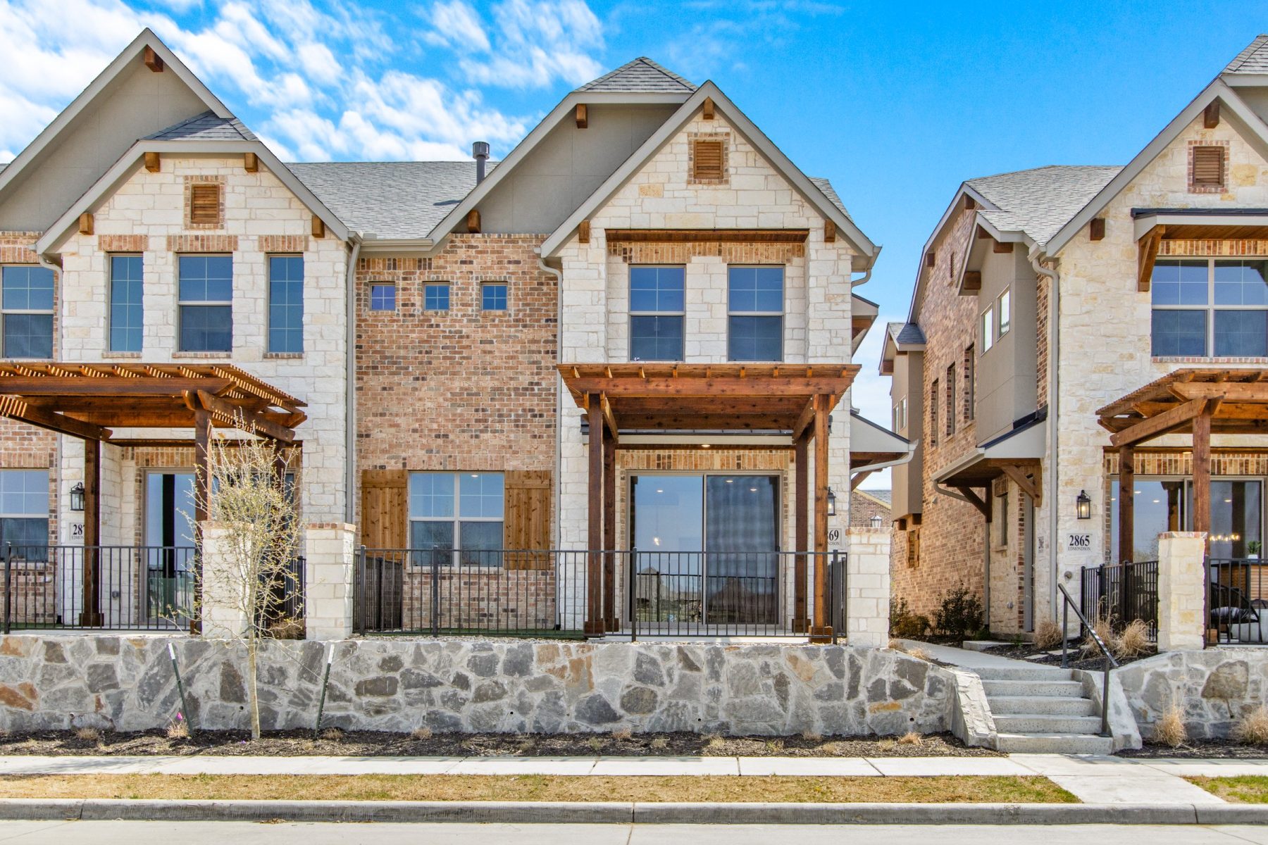 2869 Edmondson
