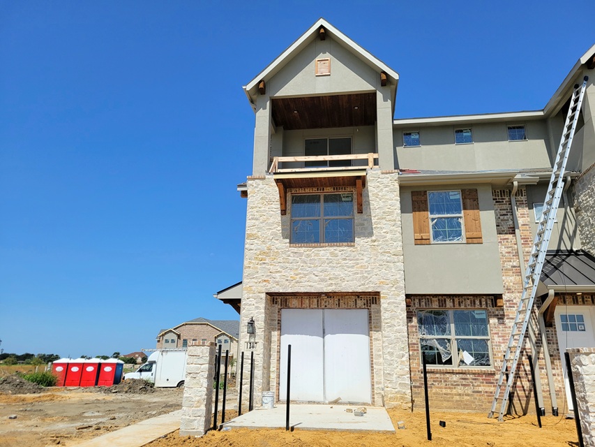 1217 Armstrong