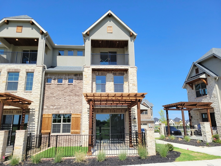 1245 Armstrong